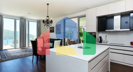 Просторный дом в Кумборе общей площадью 335 м²