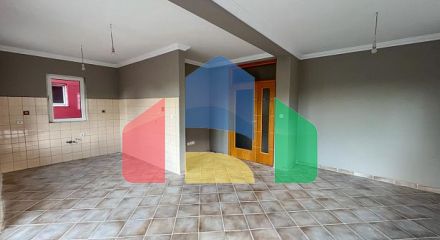 Spacious three-bedroom apartment in a six-apartment building, near Jaz beach