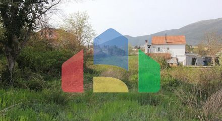 Land in Lastva Grbaljska