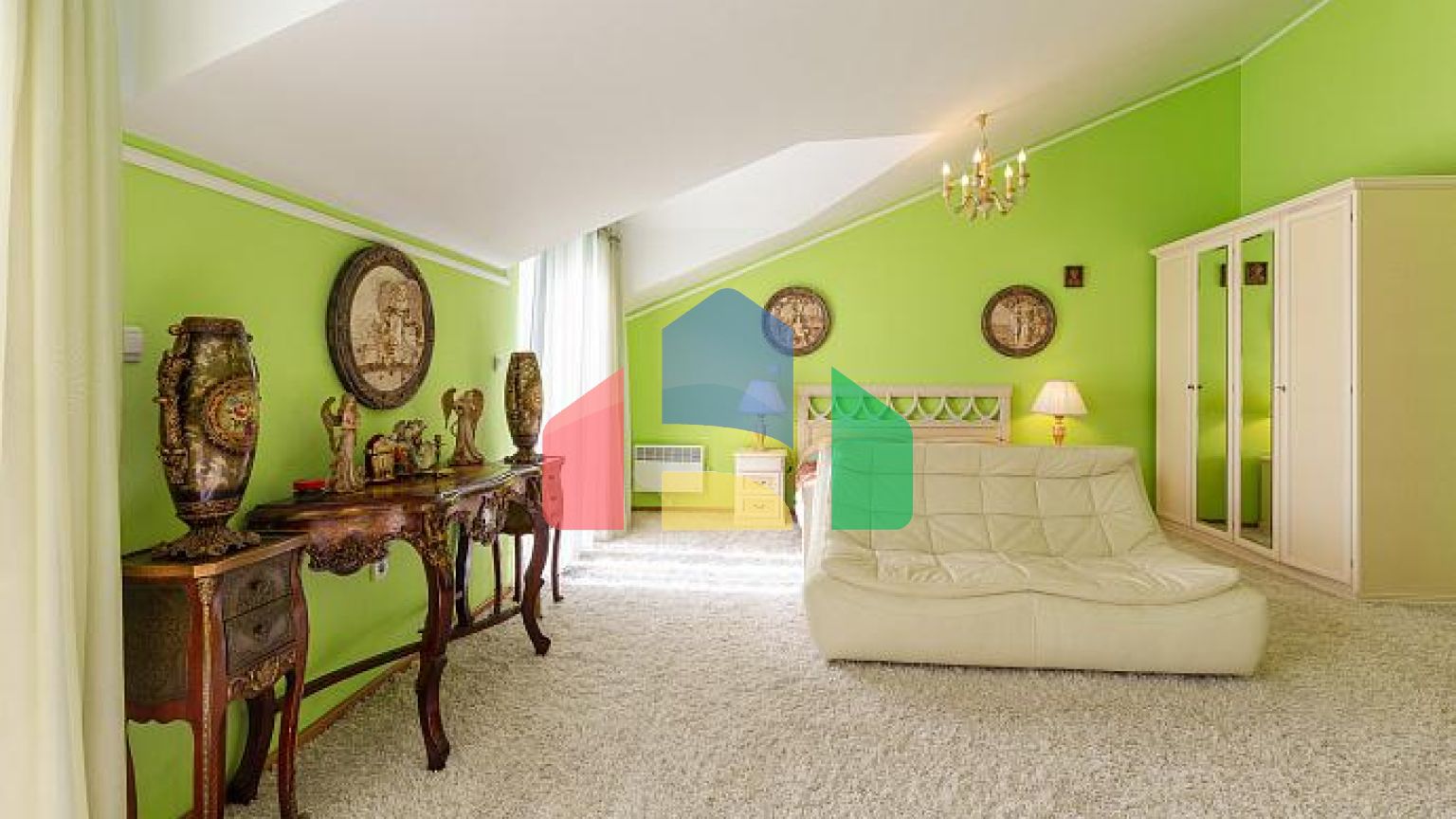 Дом на трех уровнях с тремя спальнями, 176 м², Ластва