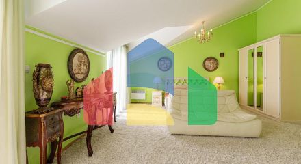 Дом на трех уровнях с тремя спальнями, 176 м², Ластва Дом на трех уровнях с тремя спальнями, 176 м², Ластва