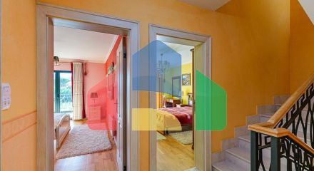 Дом на трех уровнях с тремя спальнями, 176 м², Ластва Дом на трех уровнях с тремя спальнями, 176 м², Ластва