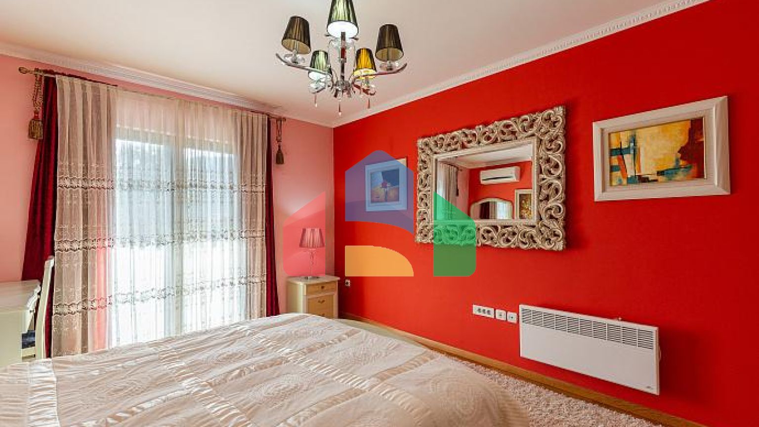 Дом на трех уровнях с тремя спальнями, 176 м², Ластва