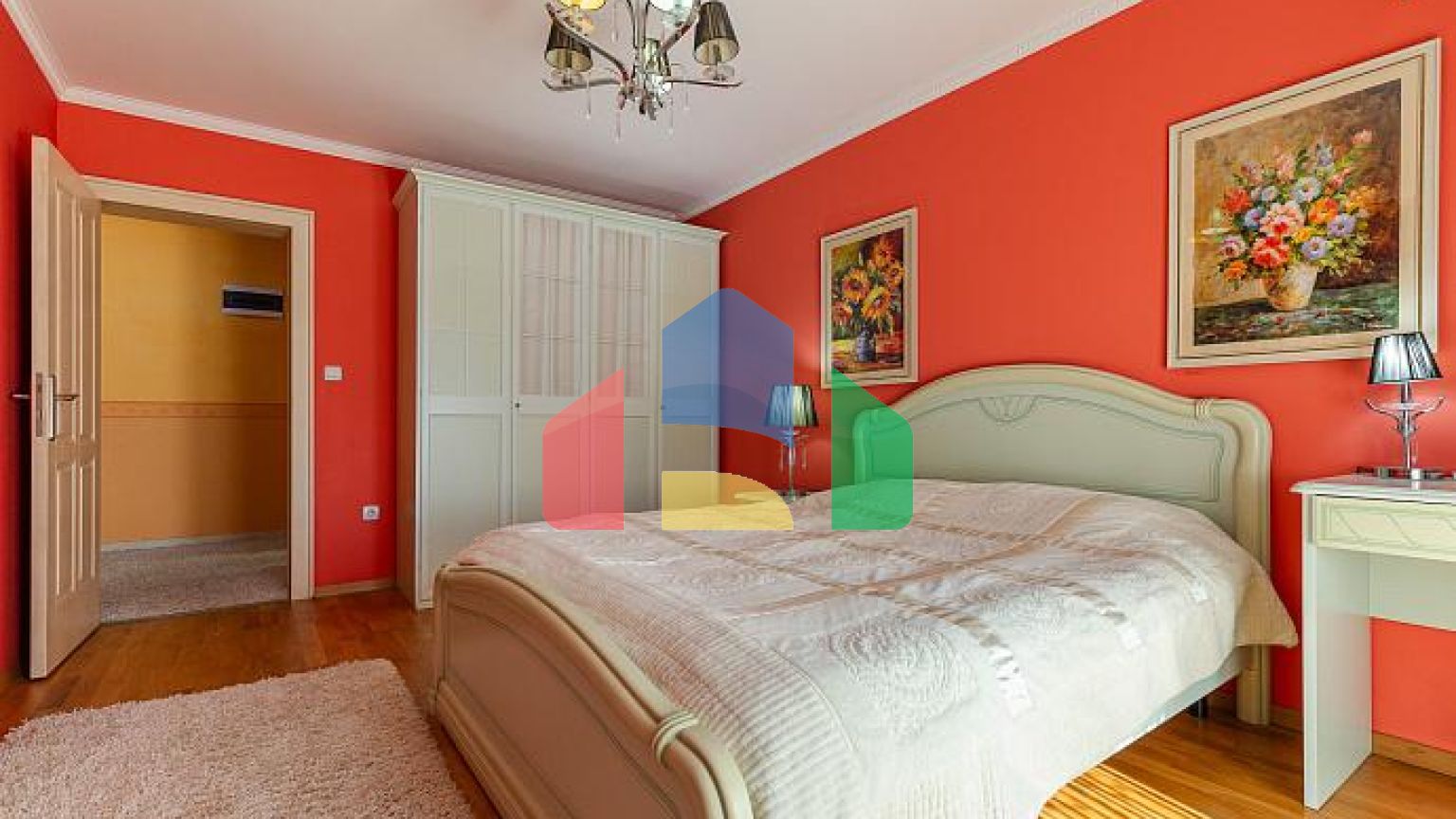 Дом на трех уровнях с тремя спальнями, 176 м², Ластва