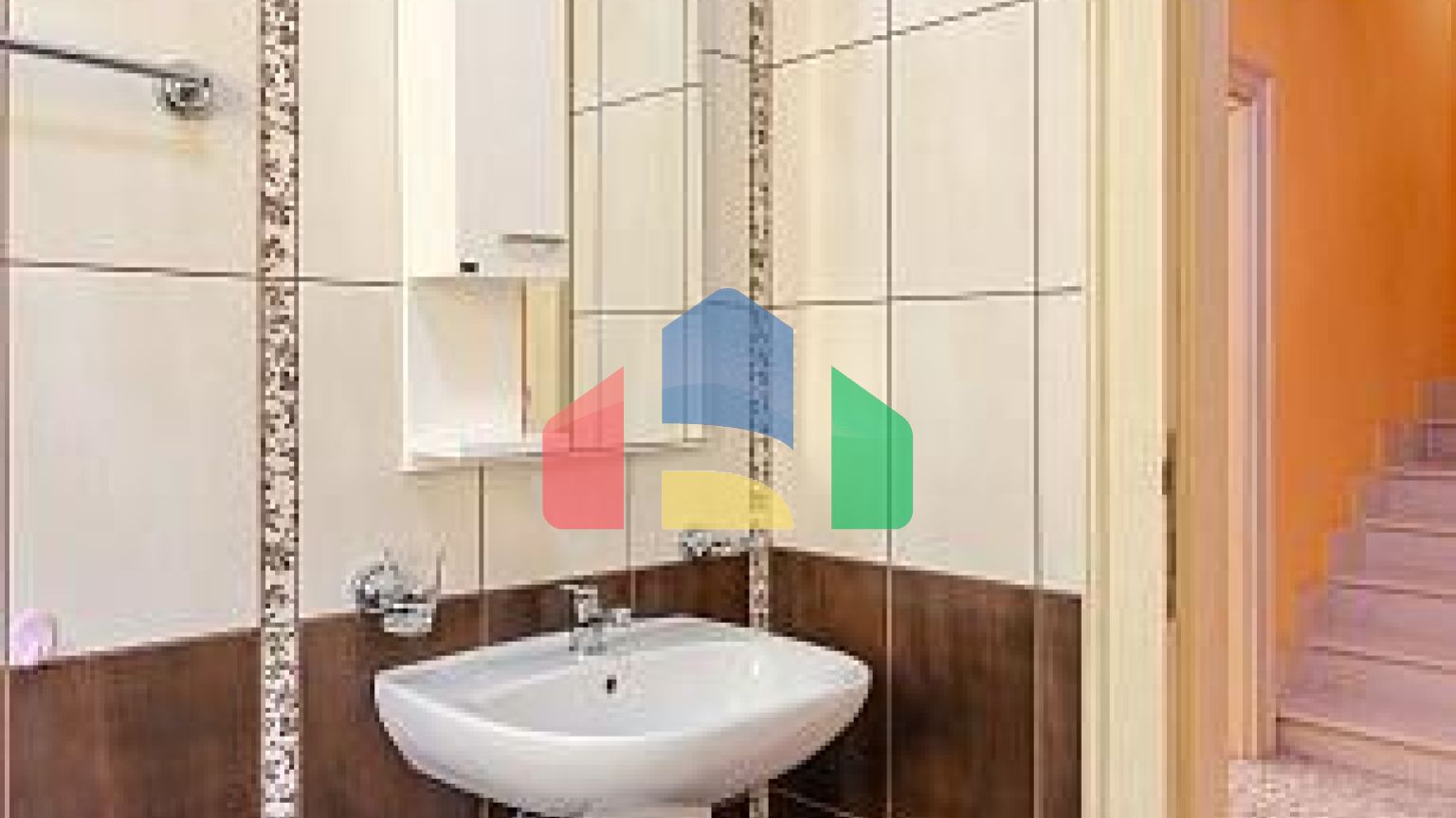 Дом на трех уровнях с тремя спальнями, 176 м², Ластва