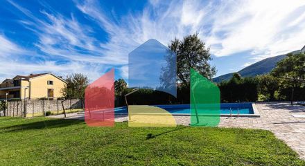 Дом на трех уровнях с тремя спальнями, 176 м², Ластва Дом на трех уровнях с тремя спальнями, 176 м², Ластва