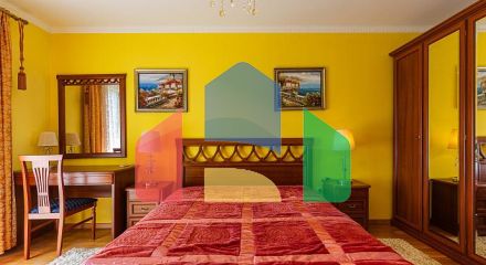 Дом на трех уровнях с тремя спальнями, 176 м², Ластва Дом на трех уровнях с тремя спальнями, 176 м², Ластва