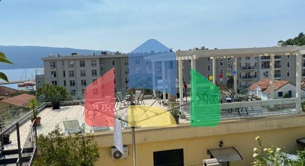 Продается просторный дом в Мельине недалеко от моря