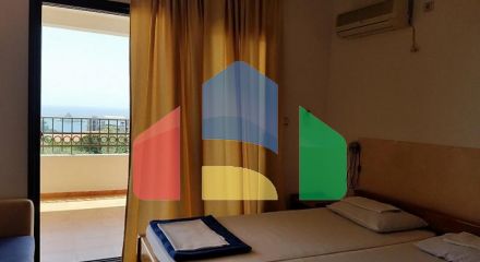 Hotel with 12 apartments in Petrovac