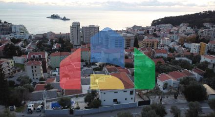 Продажа виллы с бассейном в Петроваце