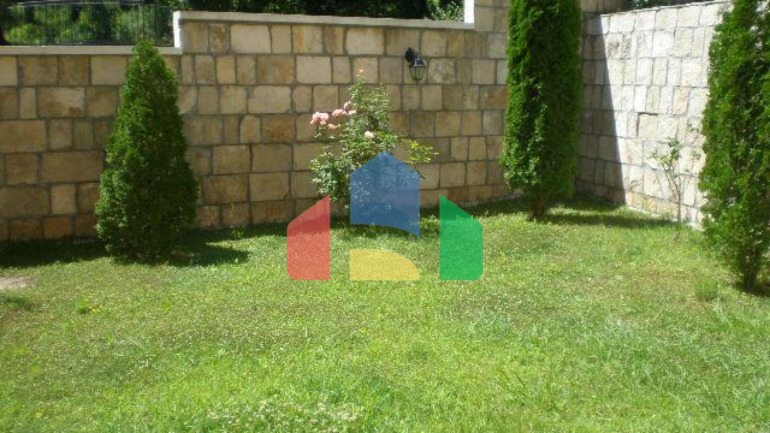 Эксклюзивная вилла в Петровац в отличном тихом месте