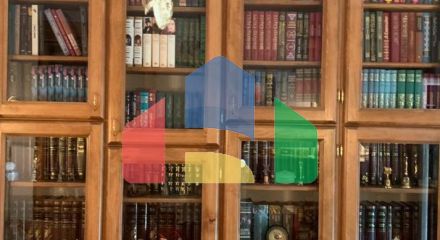 Дом в Петроваце с видом на море