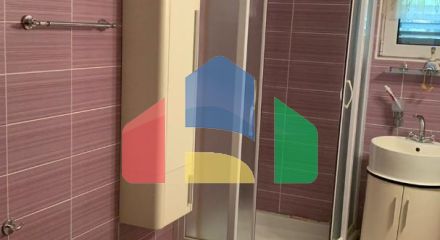 Дом в Петроваце с видом на море