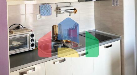 Две квартиры с с отдельными спальнями в малоквартирном доме в Петроваце.
