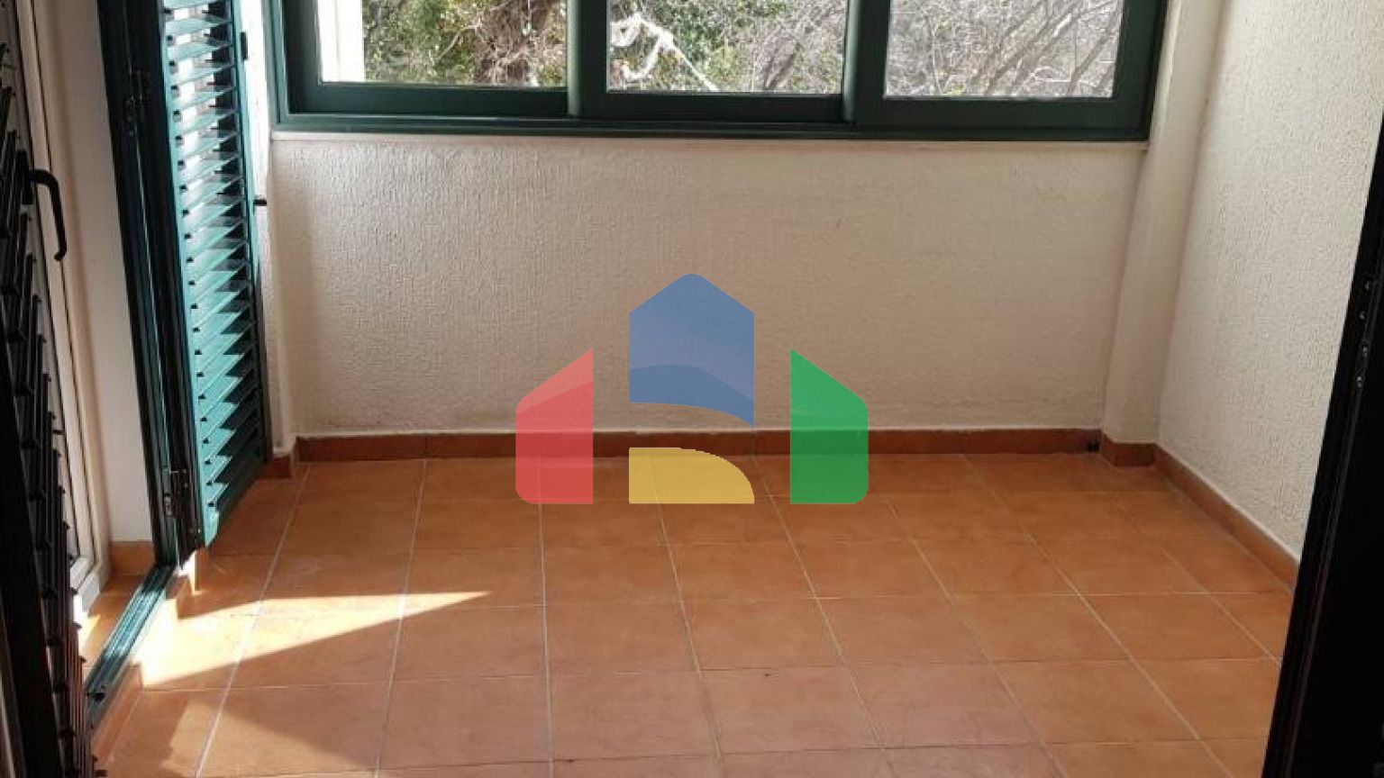 Квартира с 1 спальней в Петроваце