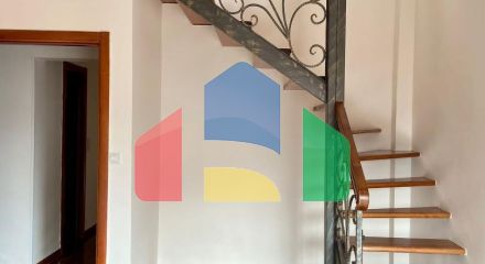 Дуплекс с 4 спальнями и видом на море в Петроваце