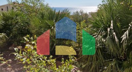 Квартира с 3 спальнями и собственным зелёным двориком с видом на море в Петроваце Квартира с 3 спальнями и собственным зелёным двориком с видом на море в Петроваце