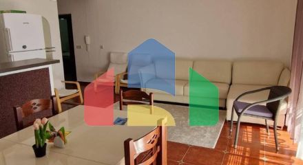 Квартира с 3 спальнями и собственным зелёным двориком с видом на море в Петроваце Квартира с 3 спальнями и собственным зелёным двориком с видом на море в Петроваце