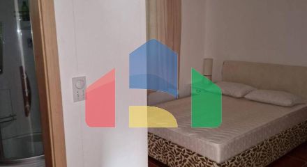 Квартира с 3 спальнями и собственным зелёным двориком с видом на море в Петроваце Квартира с 3 спальнями и собственным зелёным двориком с видом на море в Петроваце