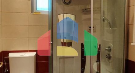 Квартира с 3 спальнями и собственным зелёным двориком с видом на море в Петроваце Квартира с 3 спальнями и собственным зелёным двориком с видом на море в Петроваце