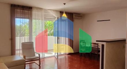 Квартира с 3 спальнями и собственным зелёным двориком с видом на море в Петроваце Квартира с 3 спальнями и собственным зелёным двориком с видом на море в Петроваце