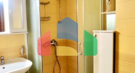 Spacious 2 bedroom apartment in Petrovac not far from the beach