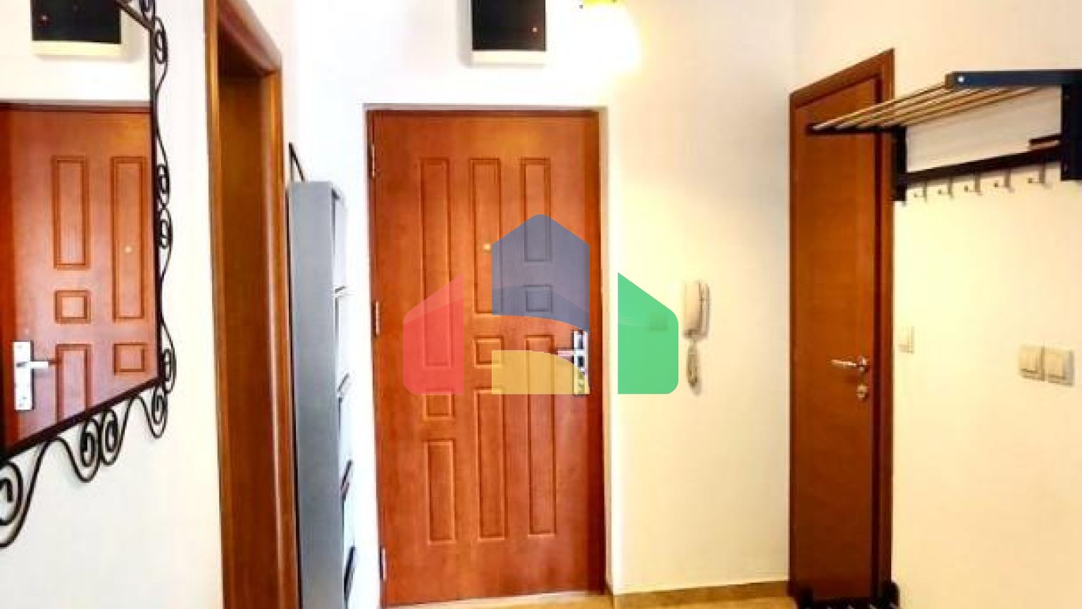 Просторная квартира с 2 спальнями в Петроваце не далеко от пляжа