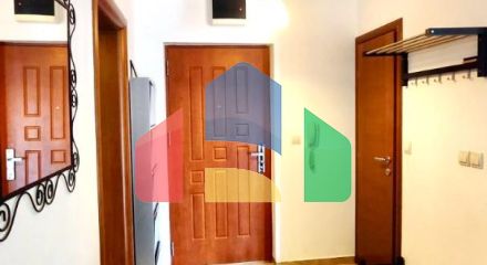 Просторная квартира с 2 спальнями в Петроваце не далеко от пляжа