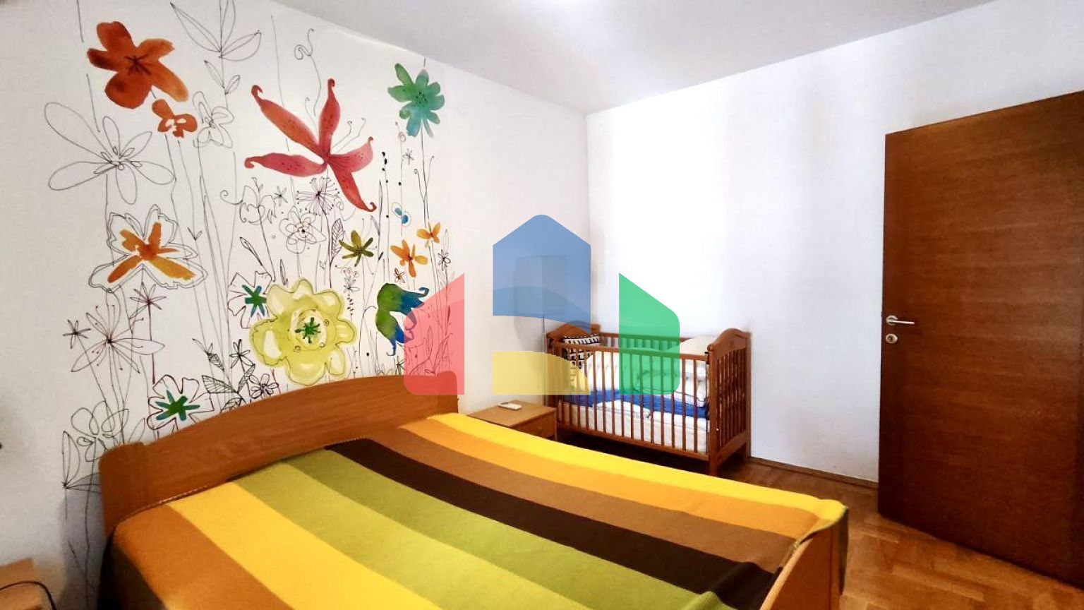 Просторная квартира с 2 спальнями в Петроваце не далеко от пляжа