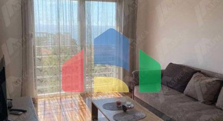 Cozy 2 bedroom apartment with sea view in Petrovac