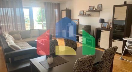 Просторная квартира с двумя спальнями в комплексе 