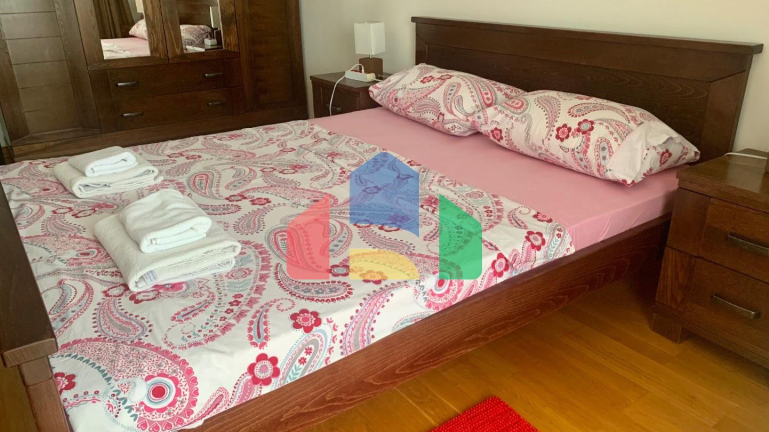 Просторная квартира с двумя спальнями в комплексе 