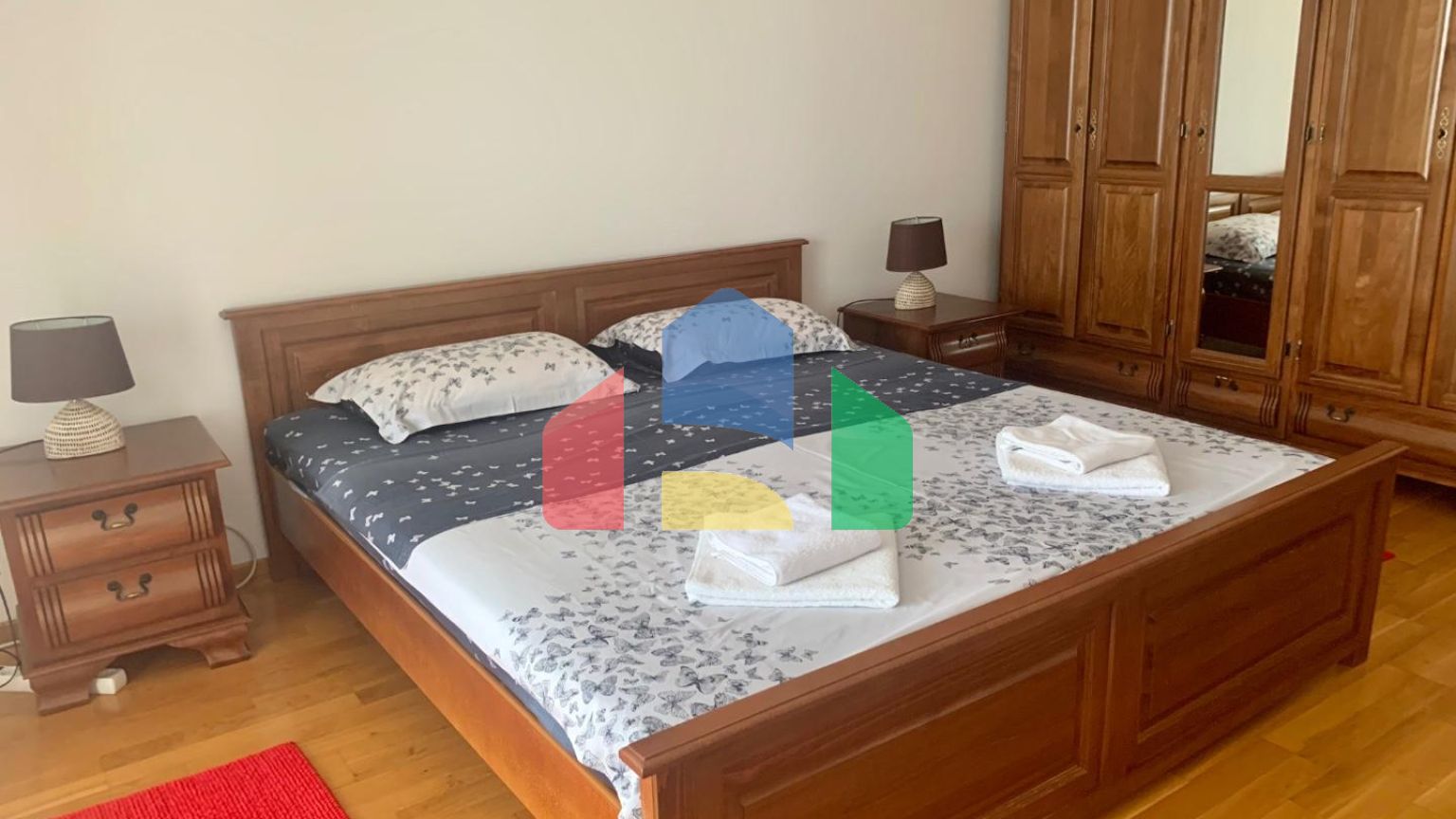 Просторная квартира с двумя спальнями в комплексе 