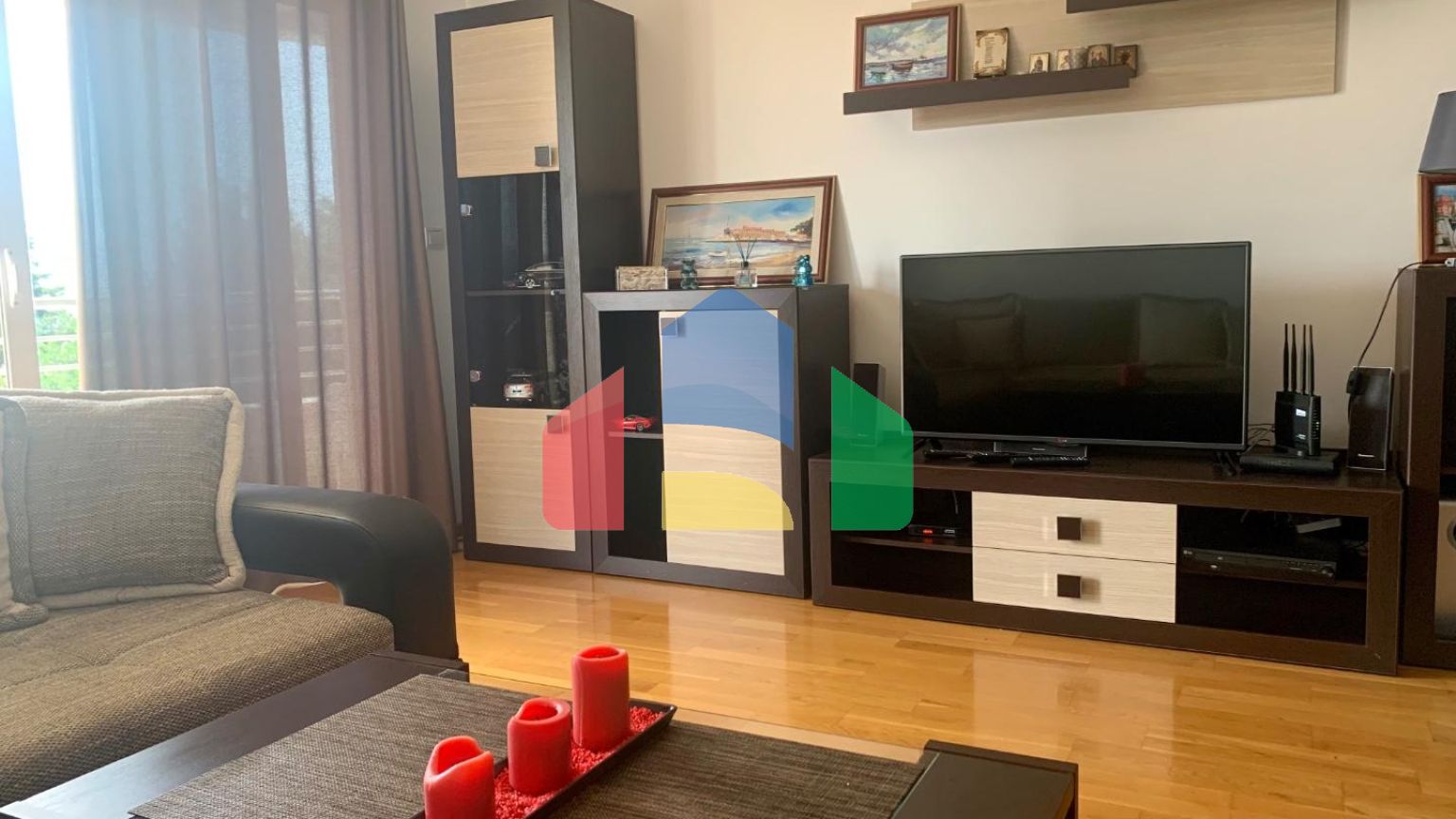 Просторная квартира с двумя спальнями в комплексе 