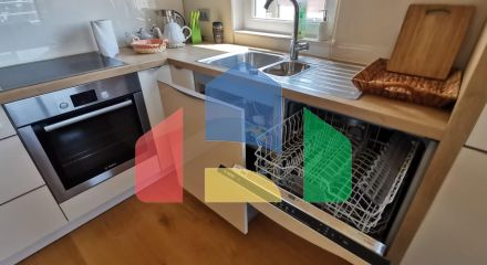 Предлагается к продаже квартира с видом на море в Петроваце.