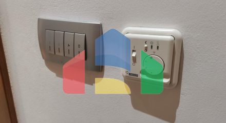 Предлагается к продаже квартира с видом на море в Петроваце.