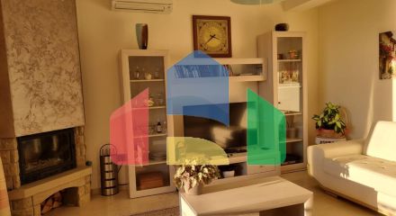 Видовая квартира с 2 спальнями с гаражом в Петроваце Видовая квартира с 2 спальнями с гаражом в Петроваце