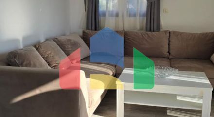 Продается видовая квартира в Петроваце!