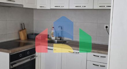 Продается видовая квартира в Петроваце!