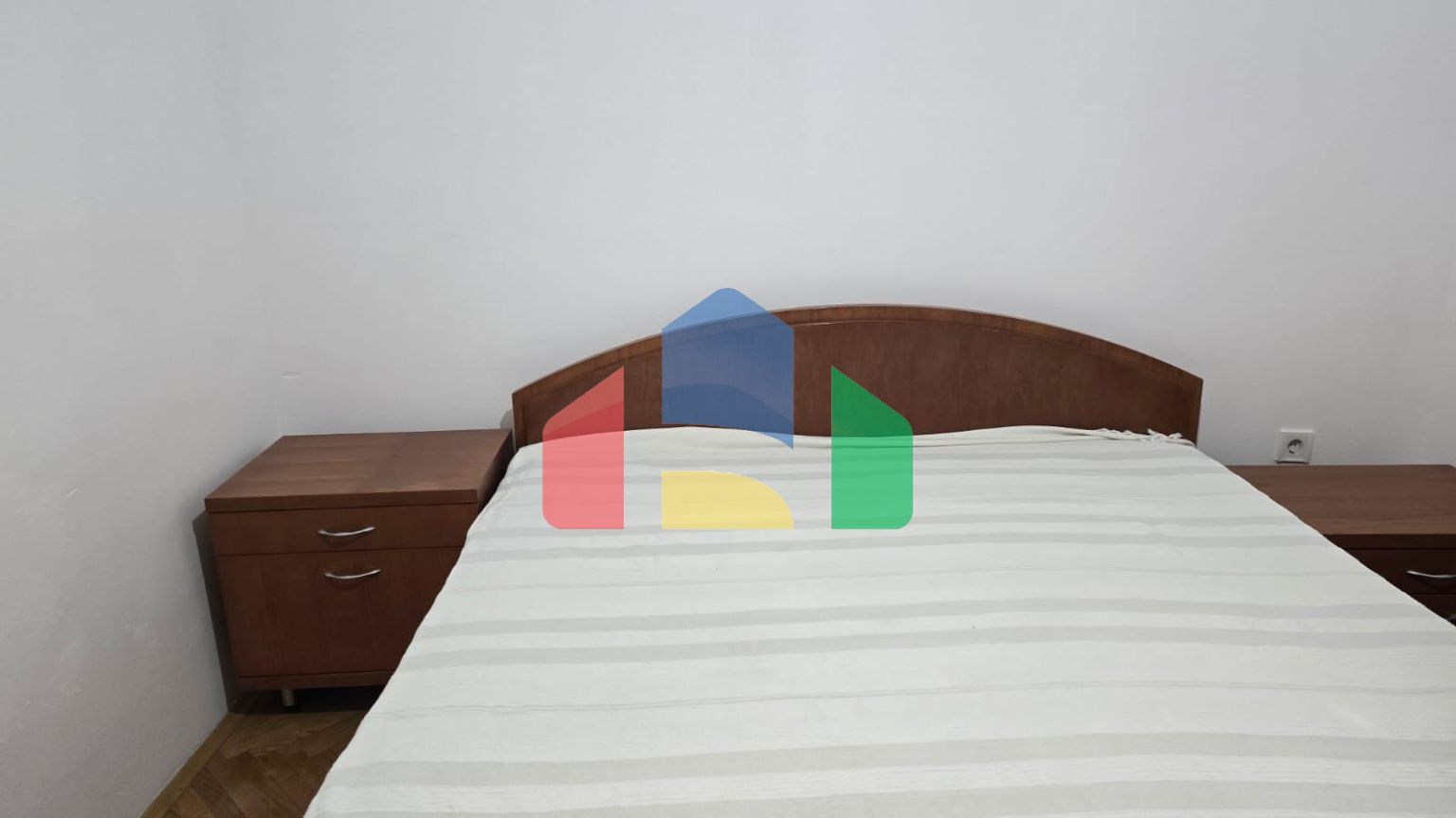 Продается уютная квартира в Петроваце, район Брежина!