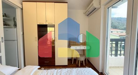 Уютная студия с видом на море в Петроваце, после ремонта, никто не жил