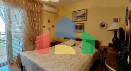 Petrovac. 2 bedroom apartment near the sea, 260,000 €