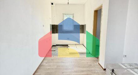 Продаётся новая двухкомнатная квартира в Петровце с парковкой