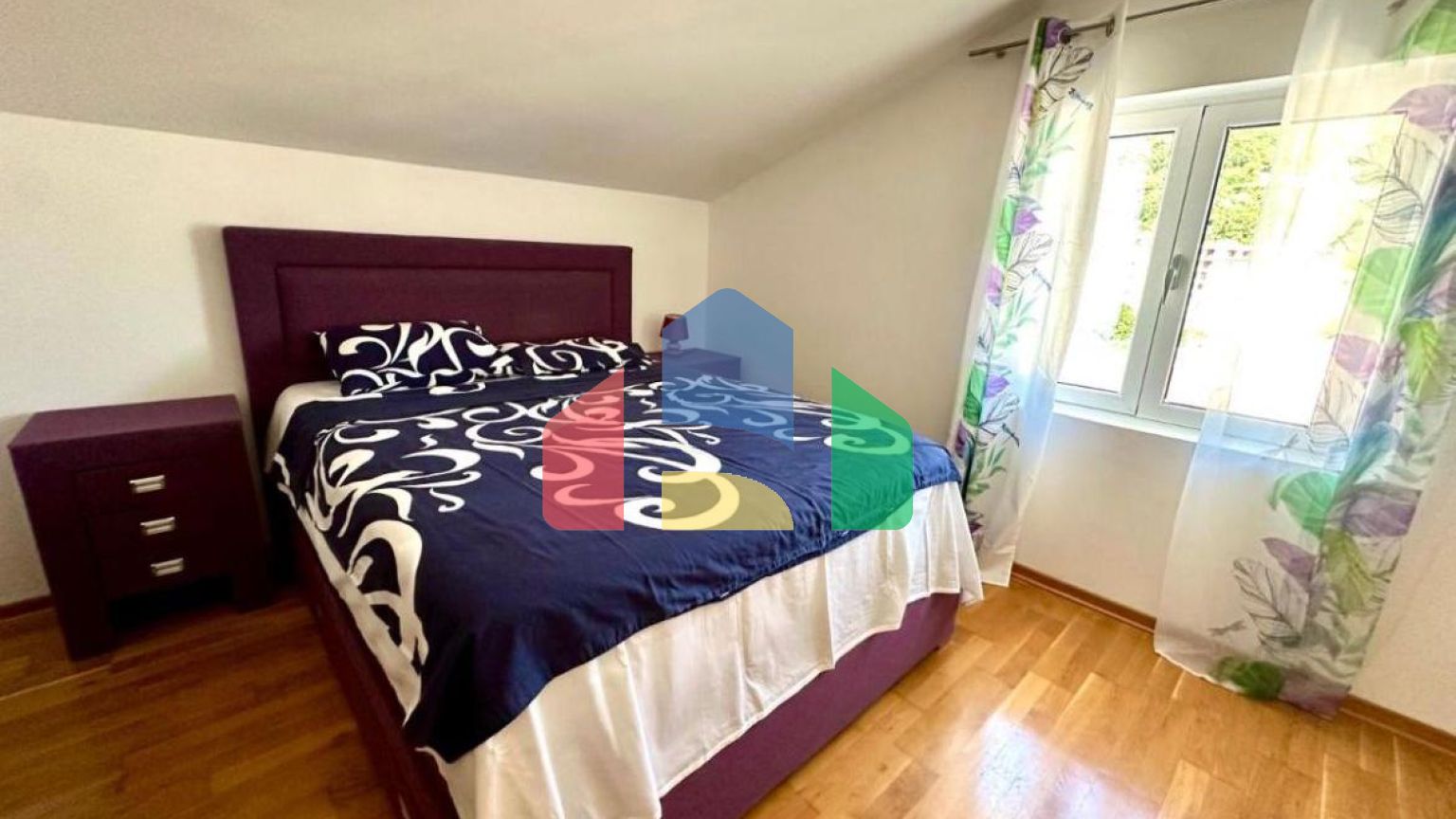 Пентхаус в элитном доме, Петровац