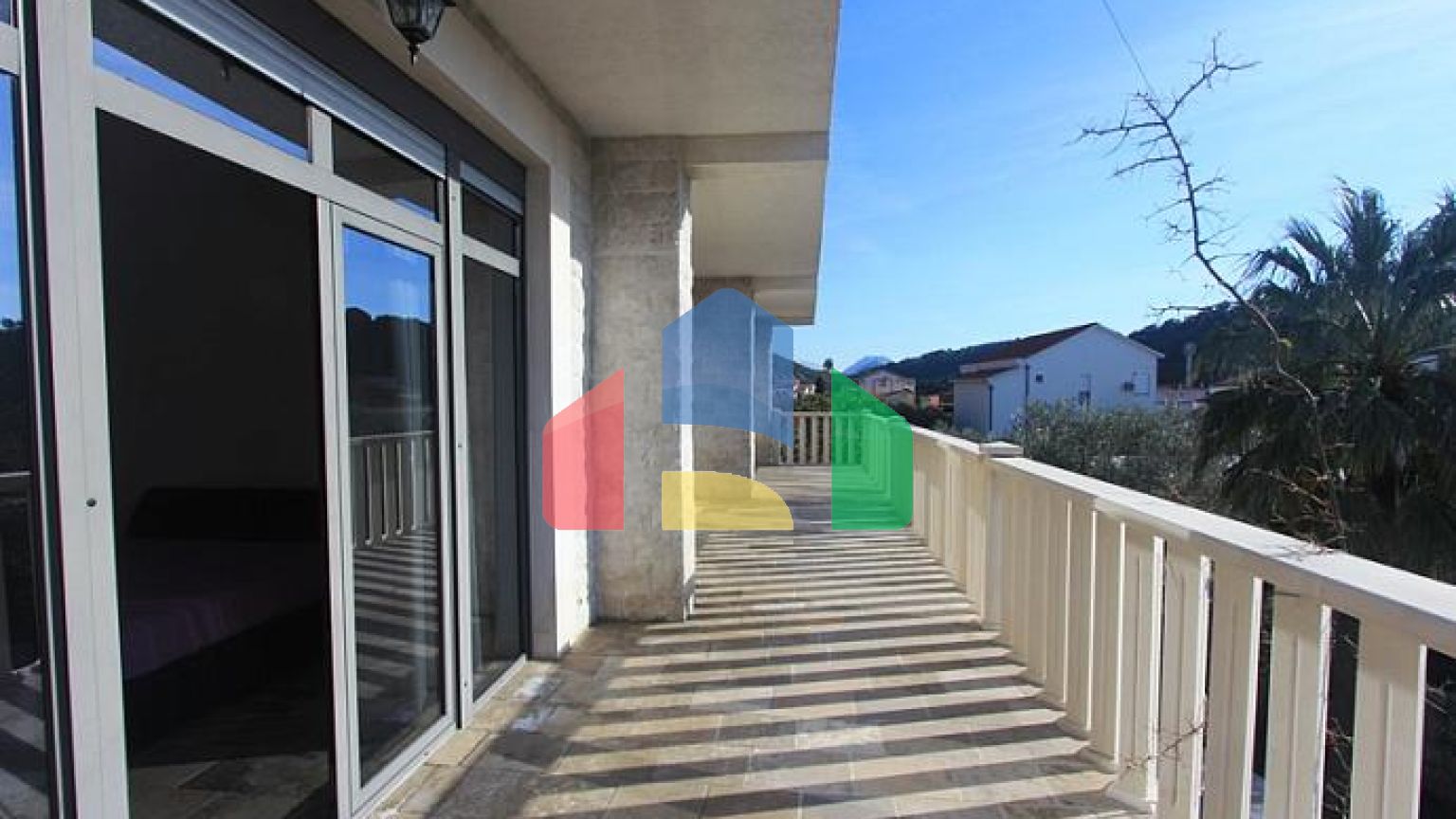 Вилла в Петровац