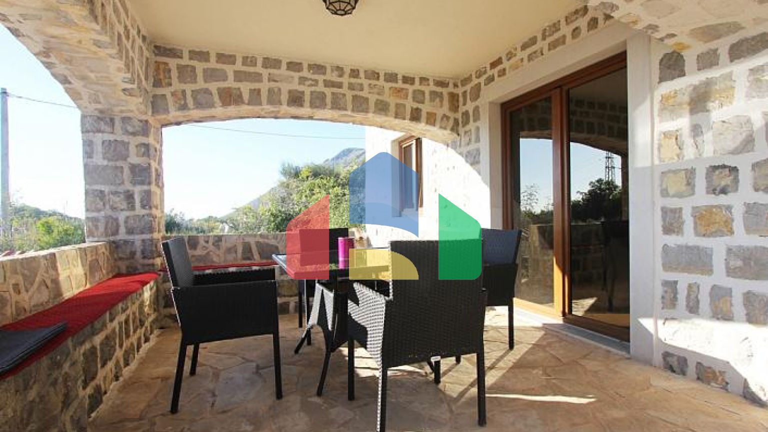 Вилла в Петроваце