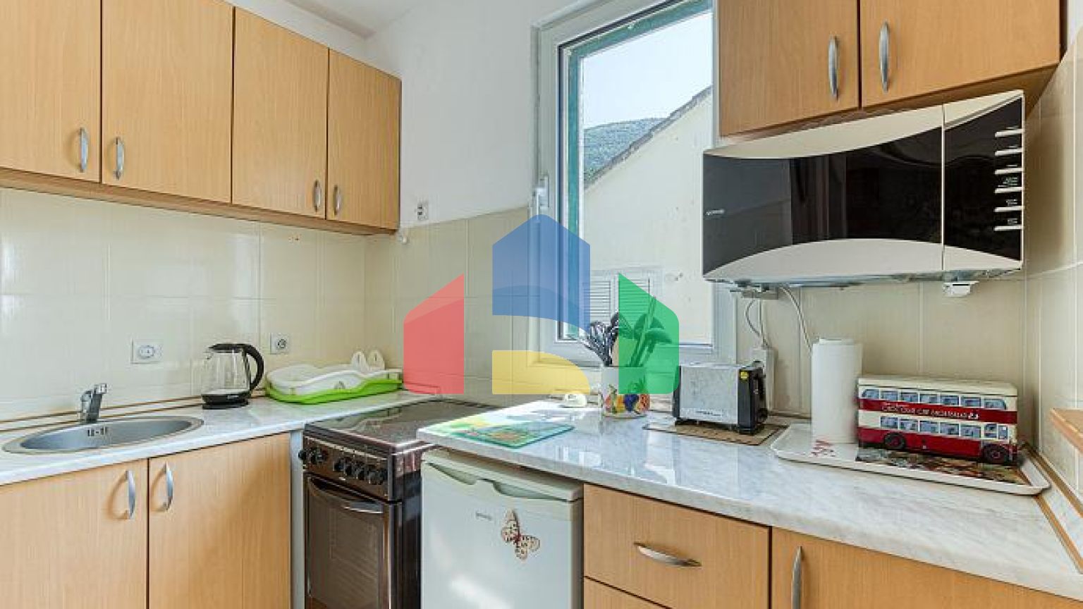 Петровац, однокомнатная квартира на продажу