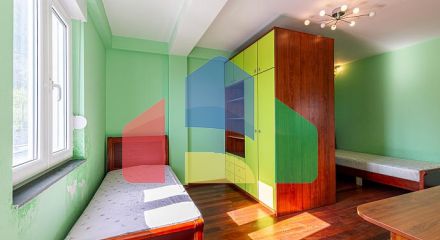 Трехкомнатная квартира в Петровце с видом на море Трехкомнатная квартира в Петровце с видом на море