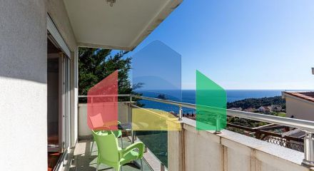 Трехкомнатная квартира в Петровце с видом на море Трехкомнатная квартира в Петровце с видом на море