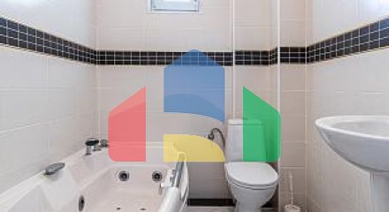 Трехкомнатная квартира в Петровце с видом на море Трехкомнатная квартира в Петровце с видом на море